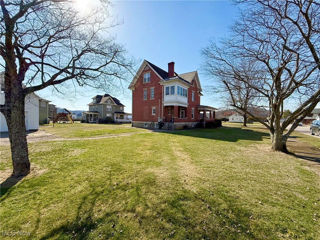 706 Dewey Avenue, Saint Marys, West Virginia image 5