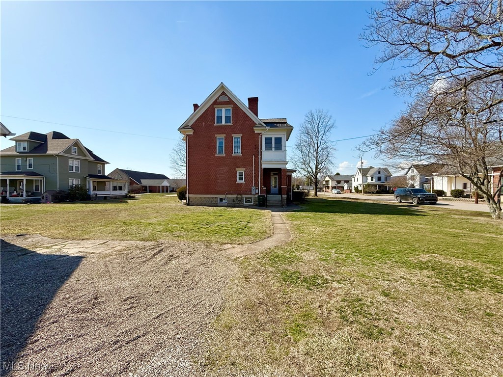 706 Dewey Avenue, Saint Marys, West Virginia image 6