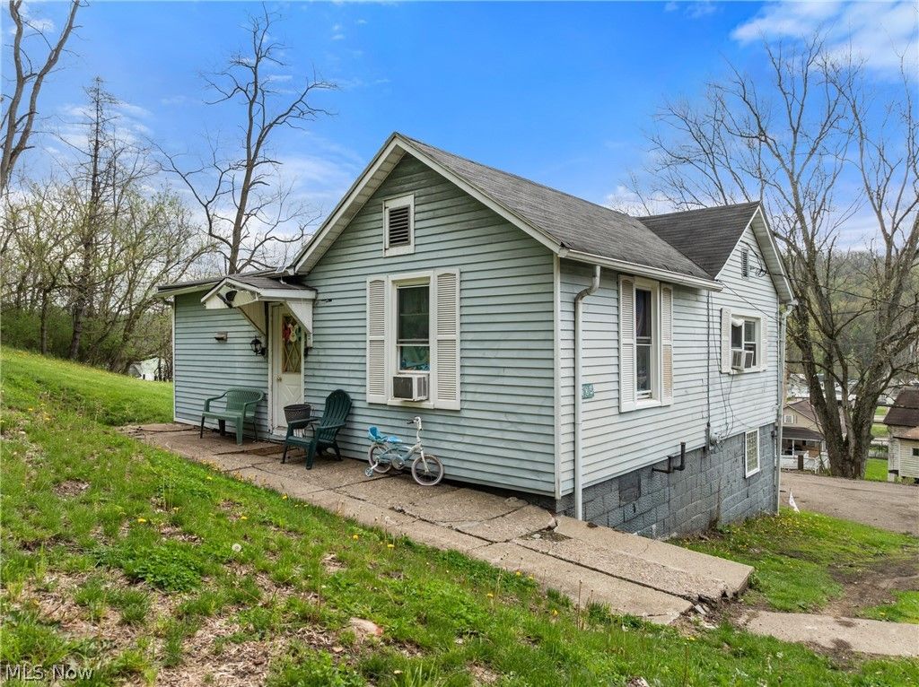 Photo of 134 Coss Street, Dillonvale, OH 43917 (MLS # 5201484)