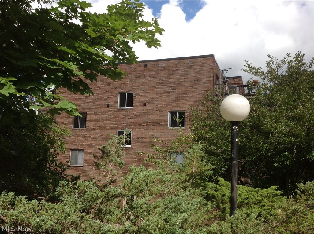 Nob Hill East Condo - Residential