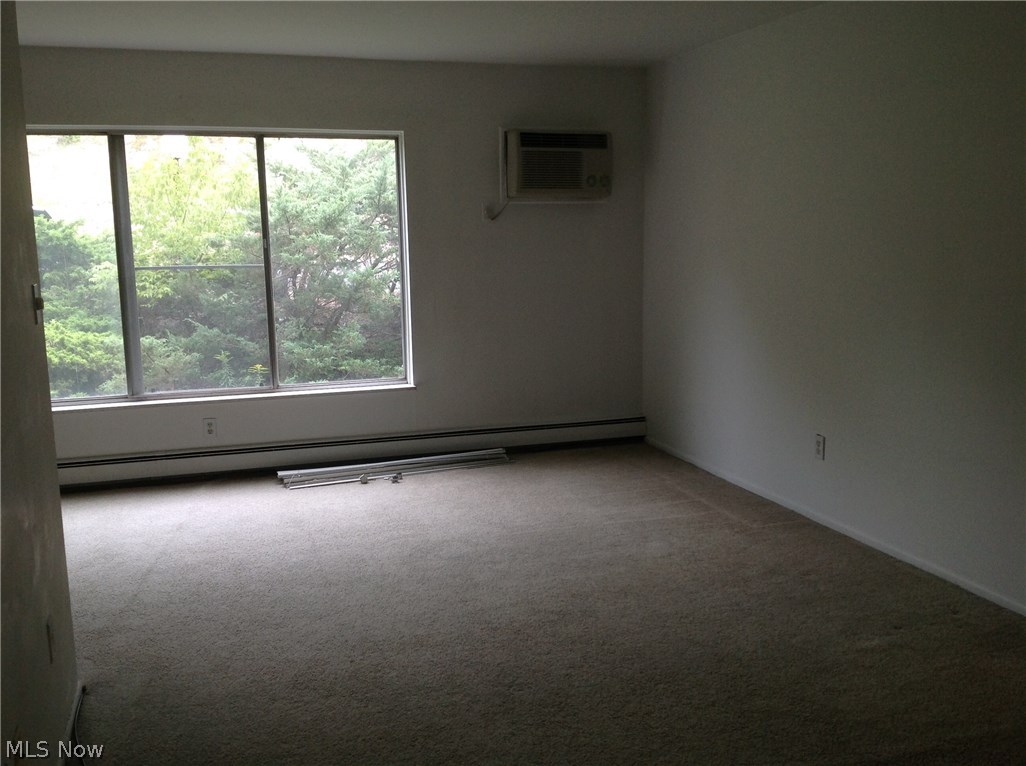 Nob Hill East Condo - Residential