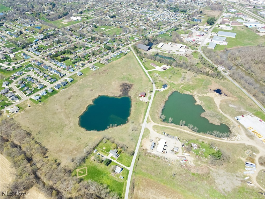 984 Goshen Hill Road, New Philadelphia, Ohio image 3