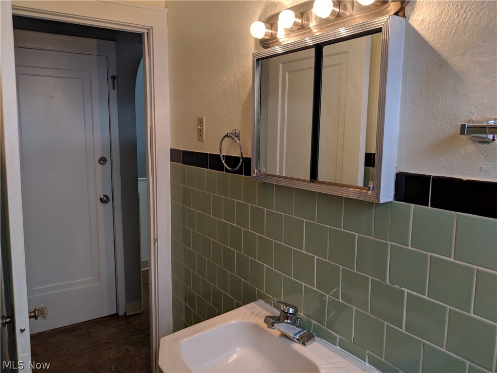 Cuyahoga View Estate - Commercial Sale
