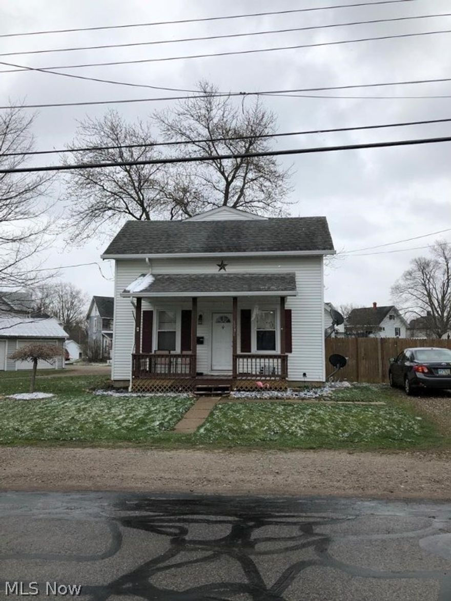 This fantastic well kept 3 bedroom home with 2 full baths, has 1st and 2nd floor laundry area. Updated kitchen with dishwasher. Fenced in backyard with above ground pool ready to be filled for summer fun. Back yard patio for springtime grilling. Great location to pizza shop and food market.