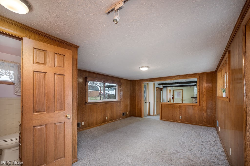 Village/East Canton - Residential