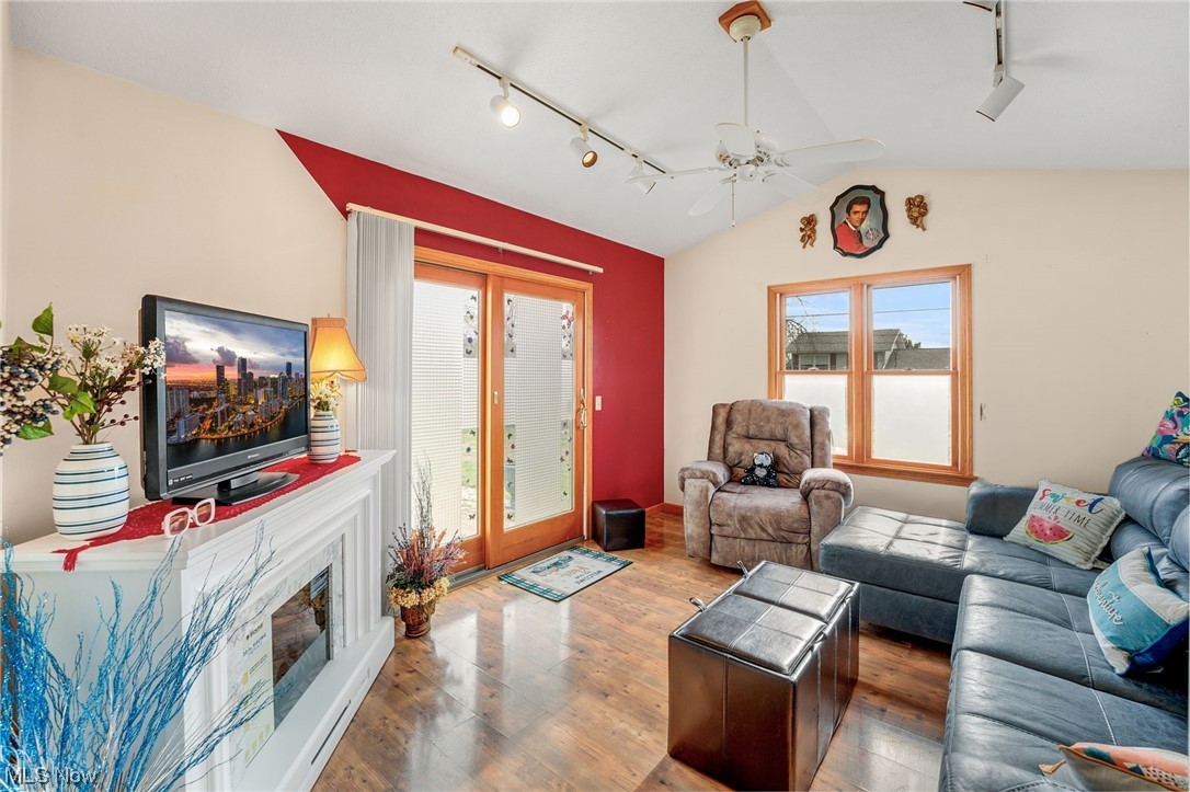 Oak Heights - Residential