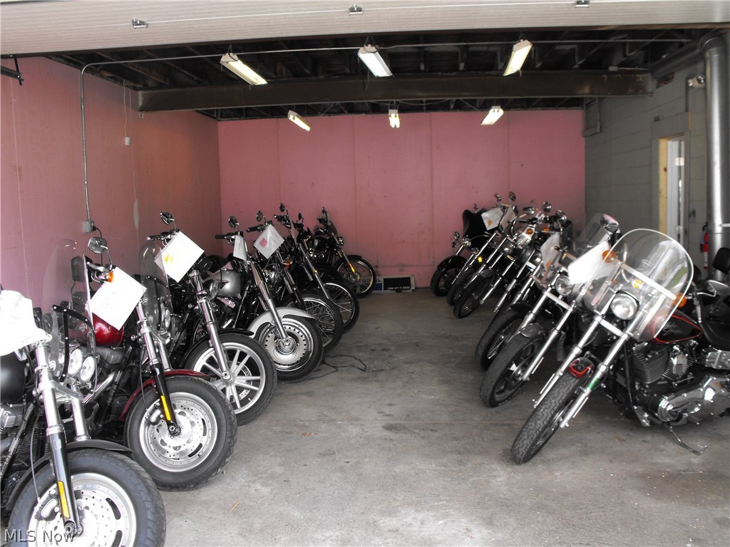 Mighton Merrill - Commercial Sale