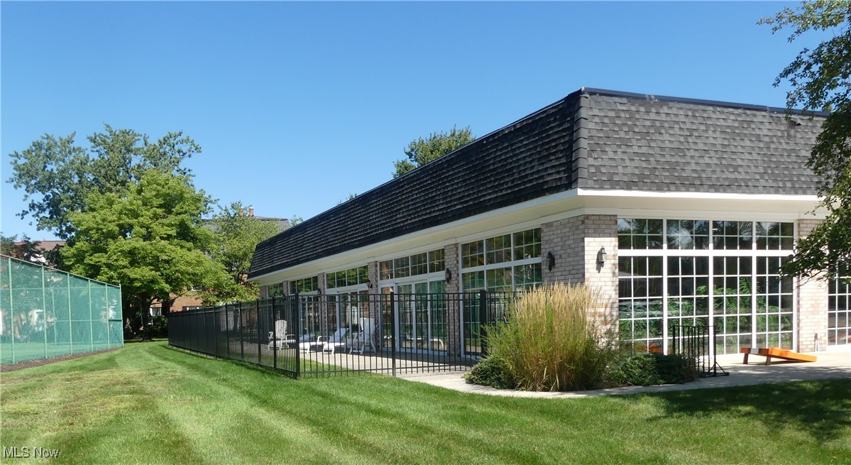 King James South Condo B - Residential