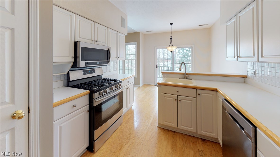 Woodhawk Club Condo II Ph III - Residential