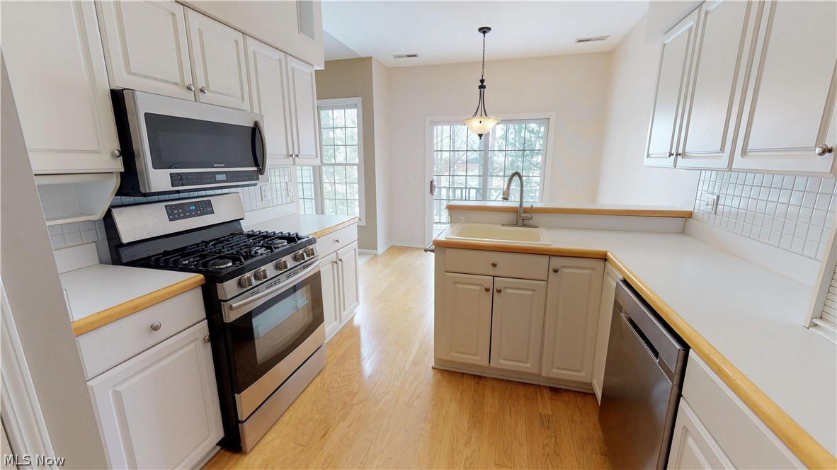 Woodhawk Club Condo II Ph III - Residential