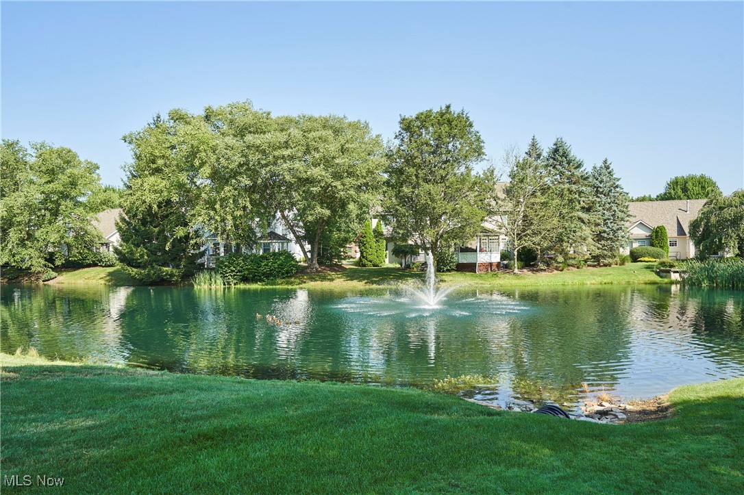 Fairlawn, Ohio 44333, United States, 3 Bedrooms Bedrooms, ,3 BathroomsBathrooms,Residential,Active,210398