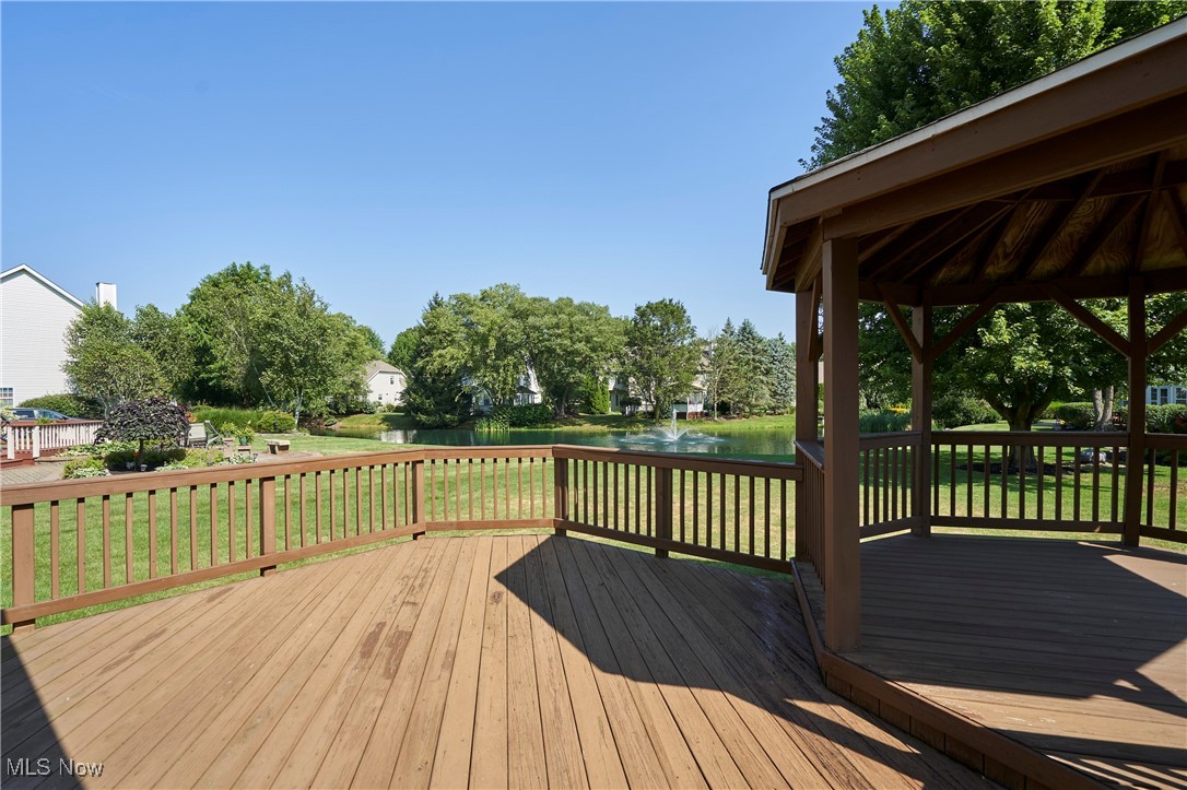 Fairlawn, Ohio 44333, United States, 3 Bedrooms Bedrooms, ,3 BathroomsBathrooms,Residential,Active,210398