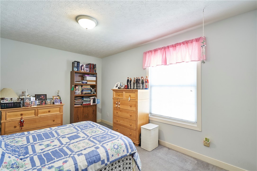 Fairlawn, Ohio 44333, United States, 3 Bedrooms Bedrooms, ,3 BathroomsBathrooms,Residential,Active,210398