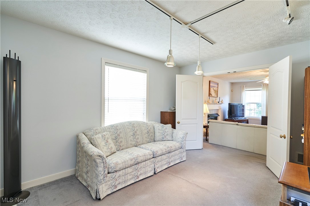 Fairlawn, Ohio 44333, United States, 3 Bedrooms Bedrooms, ,3 BathroomsBathrooms,Residential,Active,210398