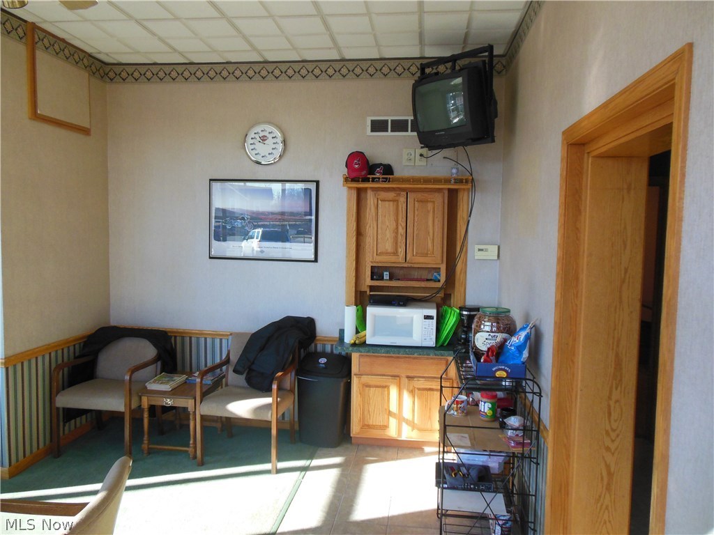 Elyria Township - Commercial Sale