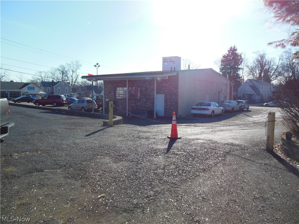 Elyria Township - Commercial Sale