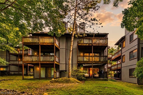 Condo For Sale - 2163 Pinebrook Trail<br/> Cuyahoga Falls, OH 44223