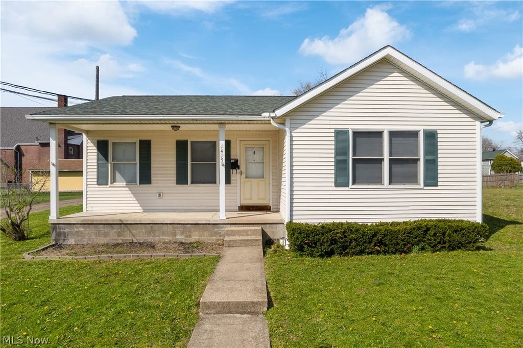 Photo of 1415 2nd Street NE, Canton, OH 44704 (MLS # 5200528)