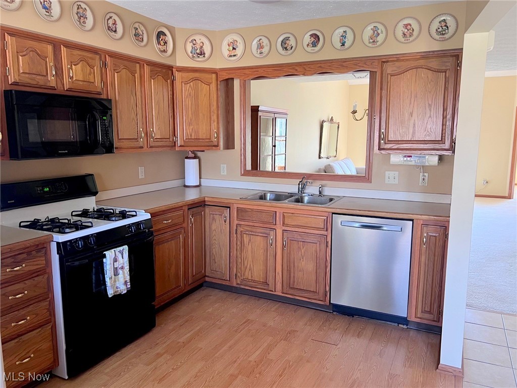 Villas At Highland Park Condo - Residential