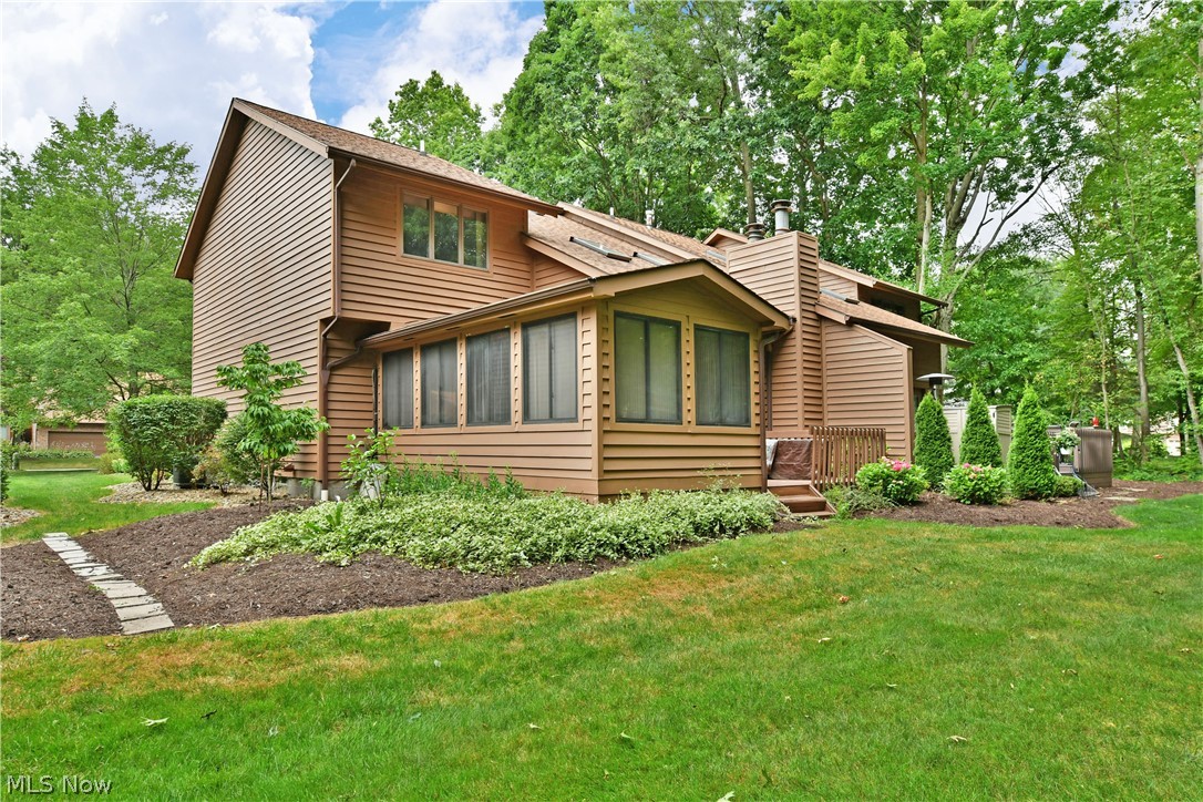 9154 Inverrary Drive, Warren, Ohio image 3