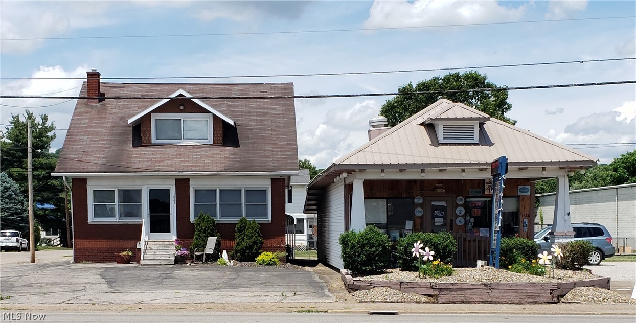 Looking for a great investment opportunity? Look no further! Ideal corner location on the main street of Belpre. Consists of 1 office building, 1 duplex and extra lot for parking. The office building has 1,000 sq.ft with private office and storage area. The duplex has 2 units: 1 unit has 2 bedrooms 1,500 sq.ft. the other has 1 bedroom, 780 sq.ft.. Both have alley access and back entries. There is a carport, side parking and extra lot.