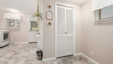 Tiny photo for 1268 Ellen Drive, Zanesville, OH 43701 (MLS # 5178634)