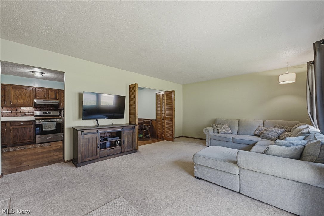 231 Manor Avenue NW