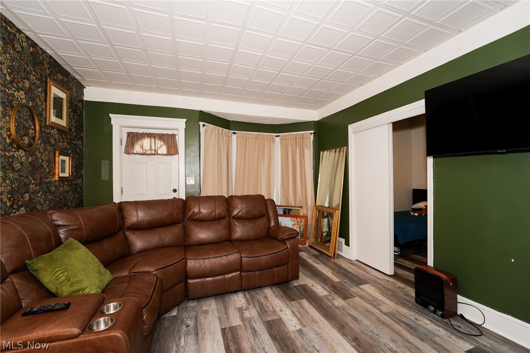 T I Kerns Allotment - Residential Income