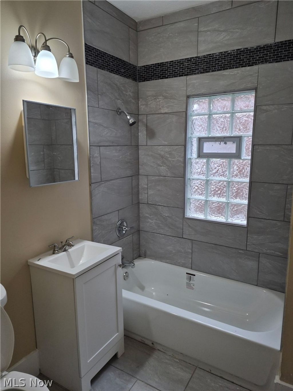 Photo of 3399 E 140 Street #3, Cleveland, OH 44120 (MLS # 5195476)