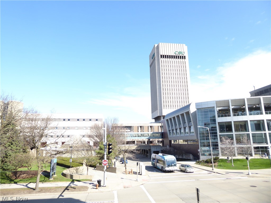 2030 Euclid Avenue 201