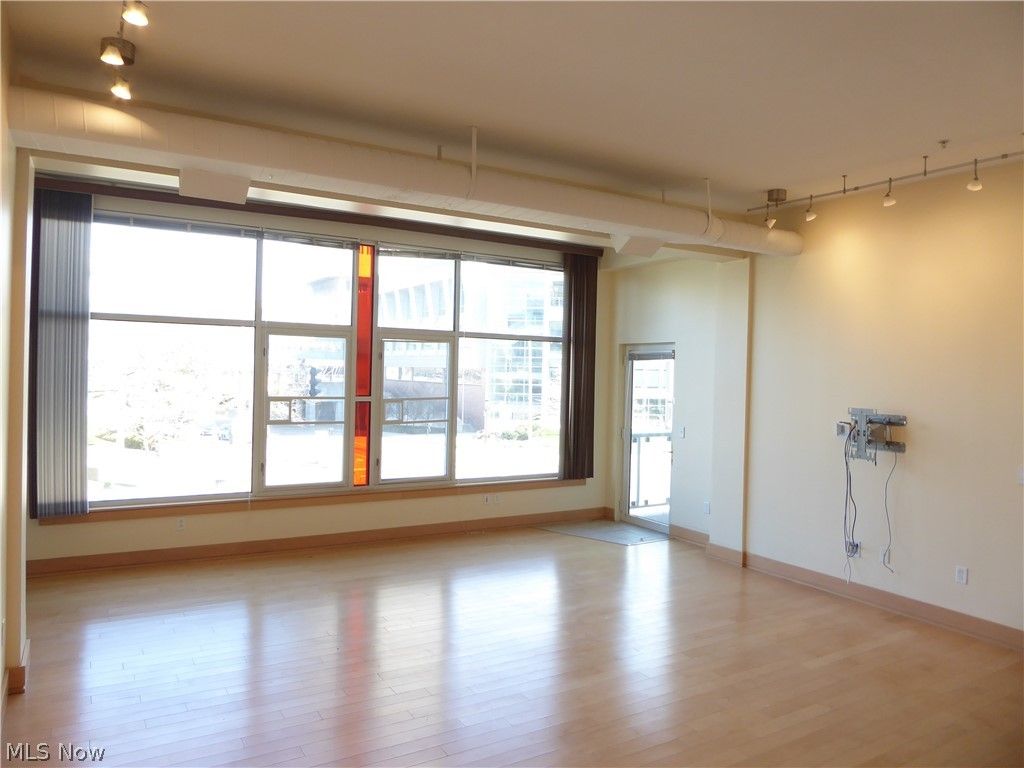 Photo of 2030 Euclid Avenue #201, Cleveland, OH 44115 (MLS # 5195588)