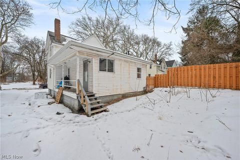 Tiny photo for 434 Matthews Street, Akron, OH 44306 (MLS # 5187010)
