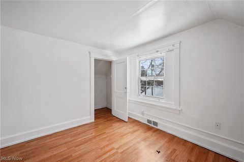 Tiny photo for 434 Matthews Street, Akron, OH 44306 (MLS # 5187010)