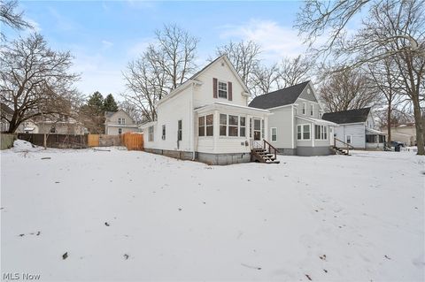 Tiny photo for 434 Matthews Street, Akron, OH 44306 (MLS # 5187010)