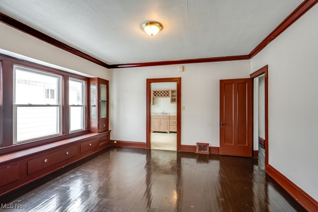 Lorain Hlnds Resub - Residential Lease