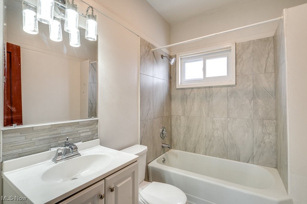 Lorain Hlnds Resub - Residential Lease