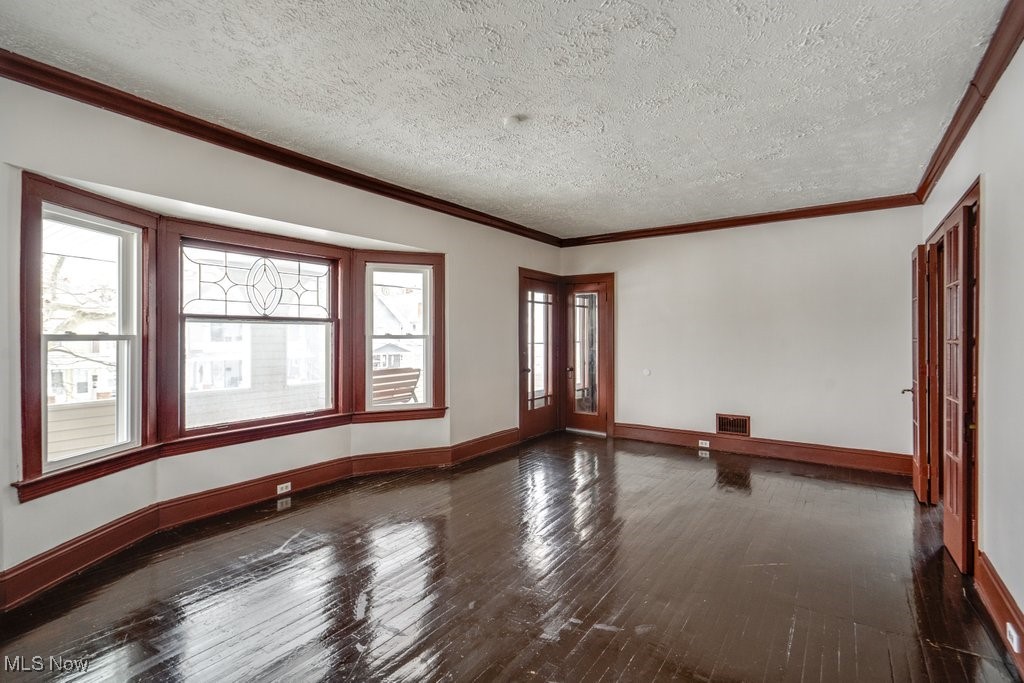 Lorain Hlnds Resub - Residential Lease