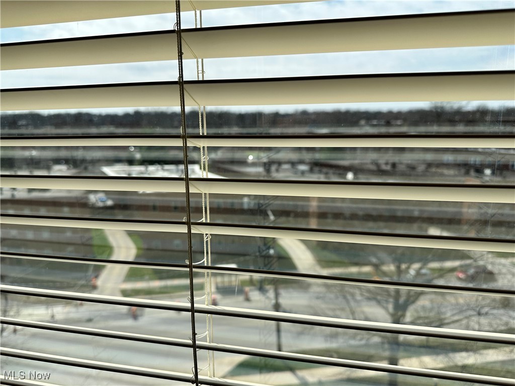 11850 Edgewater Drive #721, Lakewood, Ohio image 7