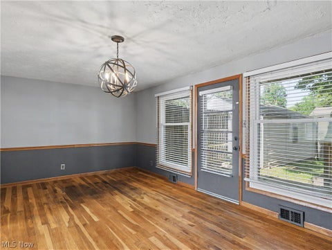 Tiny photo for 1515 Collinwood Circle, Cuyahoga Falls, OH 44221 (MLS # 5245989)