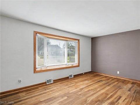 Tiny photo for 1515 Collinwood Circle, Cuyahoga Falls, OH 44221 (MLS # 5245989)