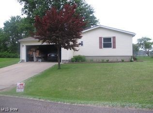 9 Sunset Drive, LaGrange, Ohio image 1