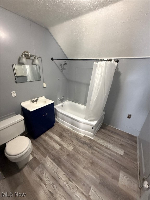 Cleveland, Ohio 44102, United States, 6 Bedrooms Bedrooms, ,3 BathroomsBathrooms,Residential,Active,190069