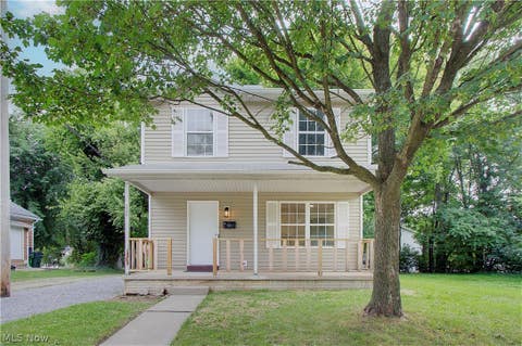 Homes For Sale - 330 S Liberty Avenue<br/> Alliance, OH 44601