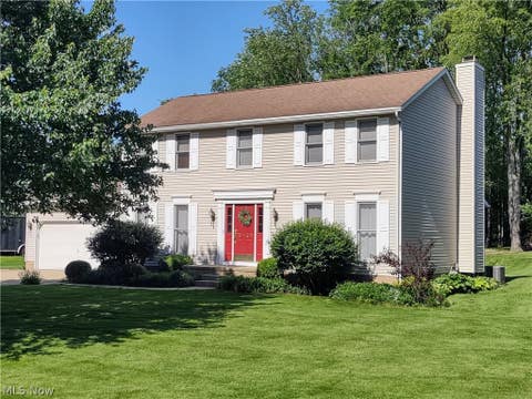 Homes For Sale - 3842 Park Ridge Drive<br/> Summit County, Green, OH 44685