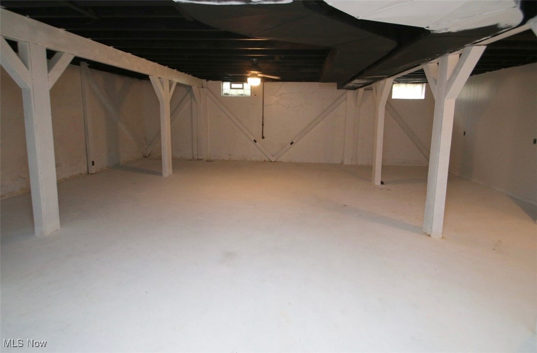 8830 Billings Road, Willoughby, Ohio image 36