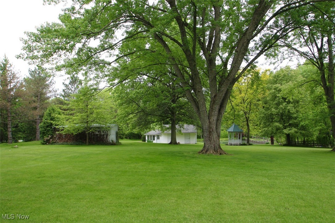 8830 Billings Road, Willoughby, Ohio image 41