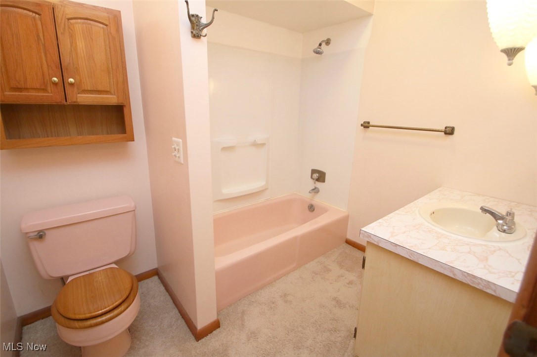8830 Billings Road, Willoughby, Ohio image 25