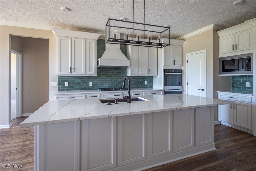 10261 Baker Creek Lane, Columbia Station, Ohio image 12