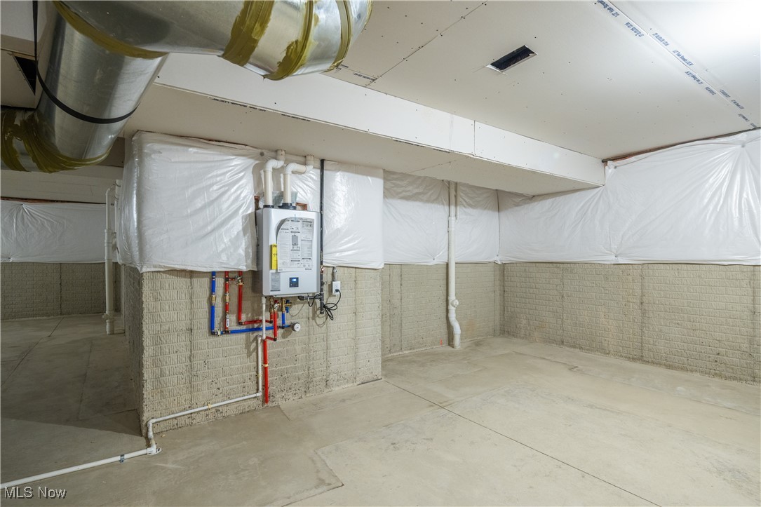 10261 Baker Creek Lane, Columbia Station, Ohio image 38