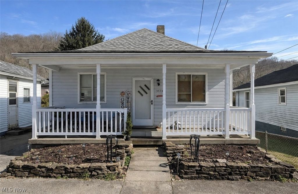 Photo of 357 Rosser Avenue, Bellaire, OH 43906 (MLS # 5192675)